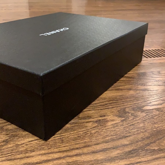 Chanel black shoe box - Picture 8 of 13